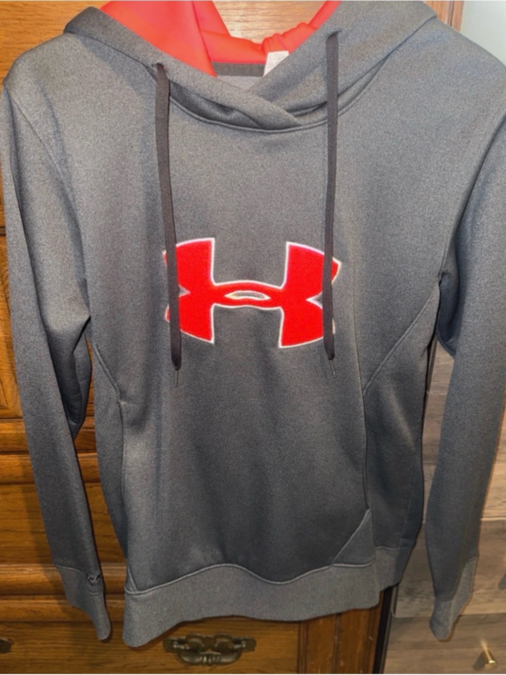 Women’s UA hoodie